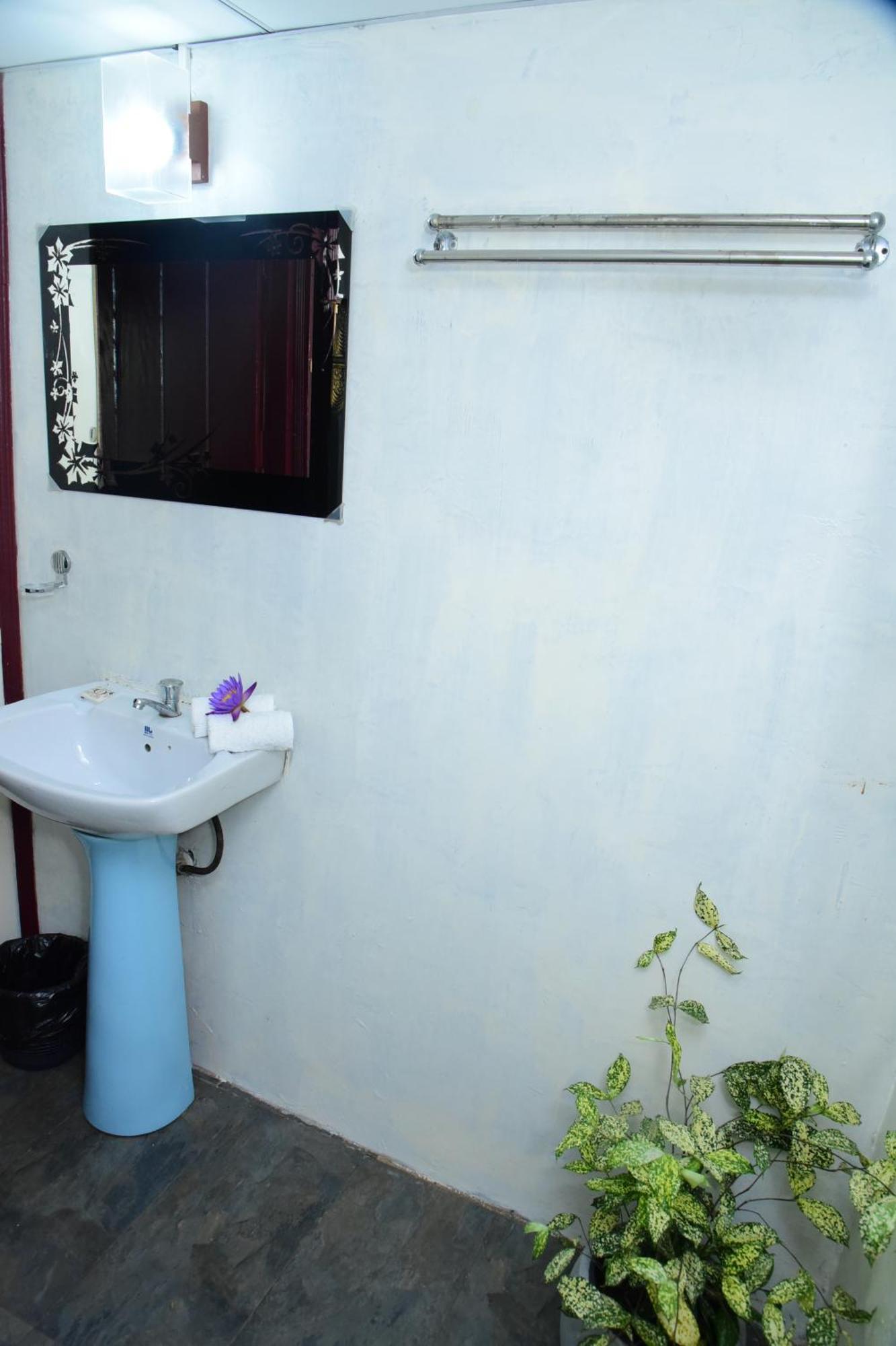 Villa Sunny Days Hikkaduwa Exterior photo