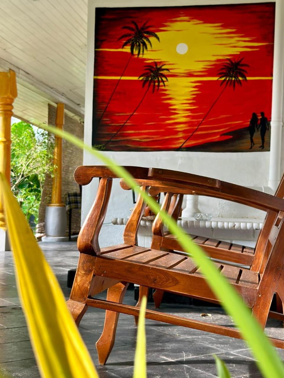 Villa Sunny Days Hikkaduwa Exterior photo