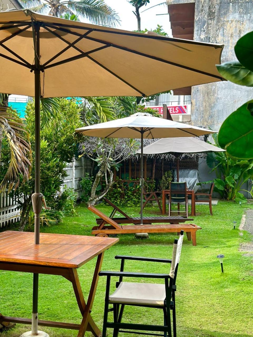 Villa Sunny Days Hikkaduwa Exterior photo